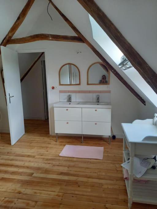 Maison, Calme Avec Cheminee. Botmeur Exterior photo